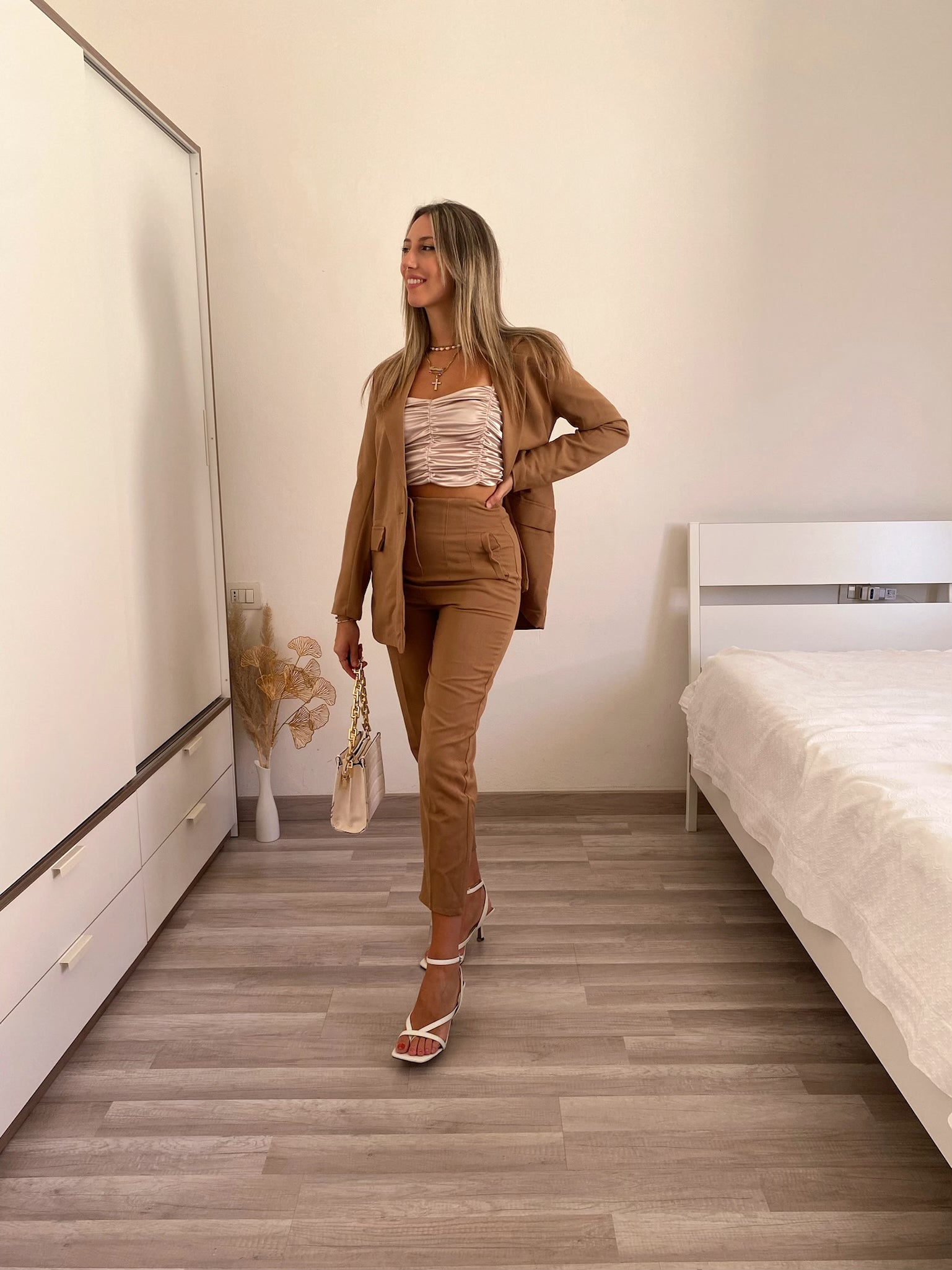 Completo giacca e pantalone Camel