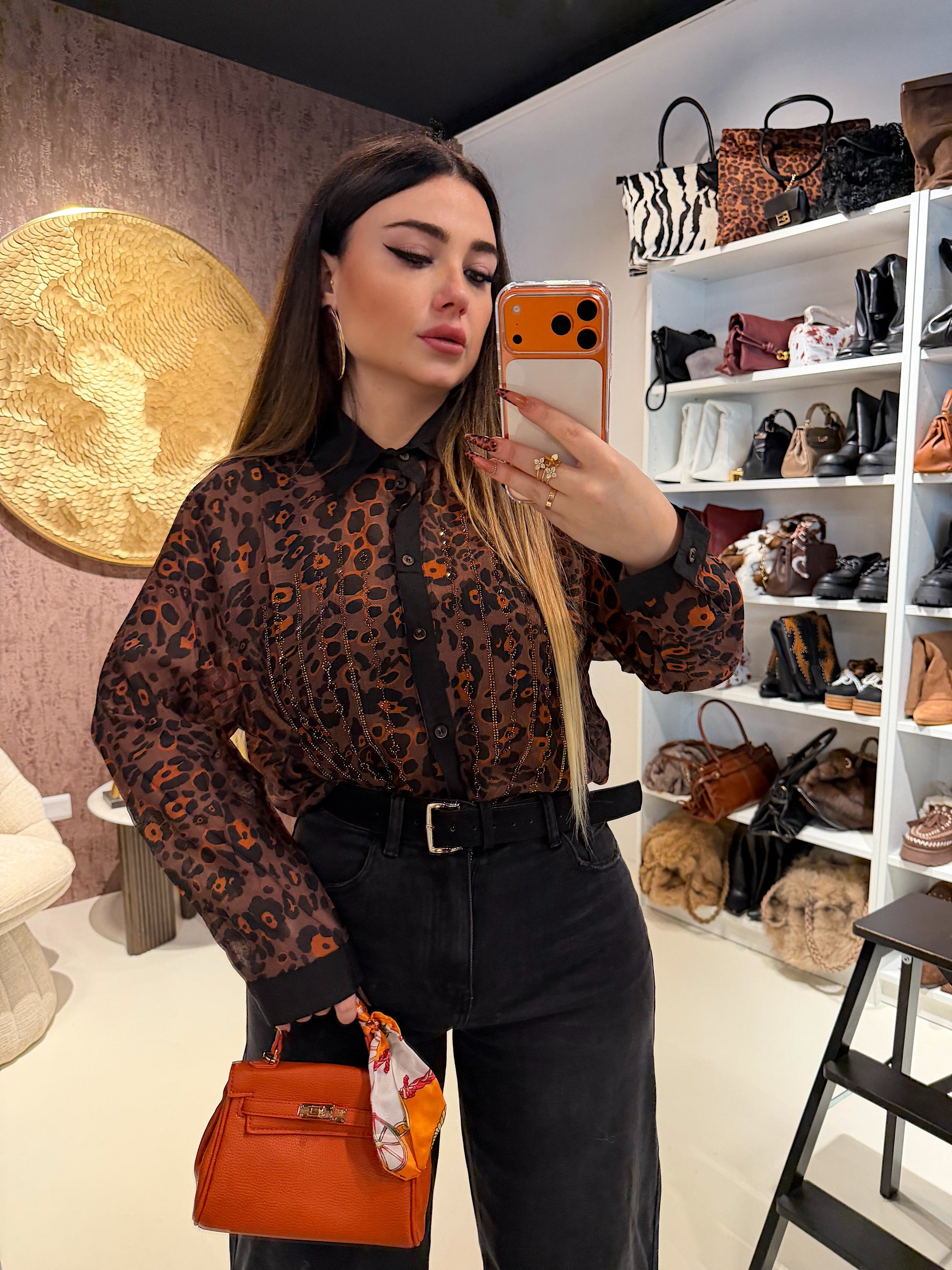 Camicia a fantasia maculata con strass
