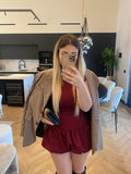 Abito aderente con gonna a palloncino burgundy