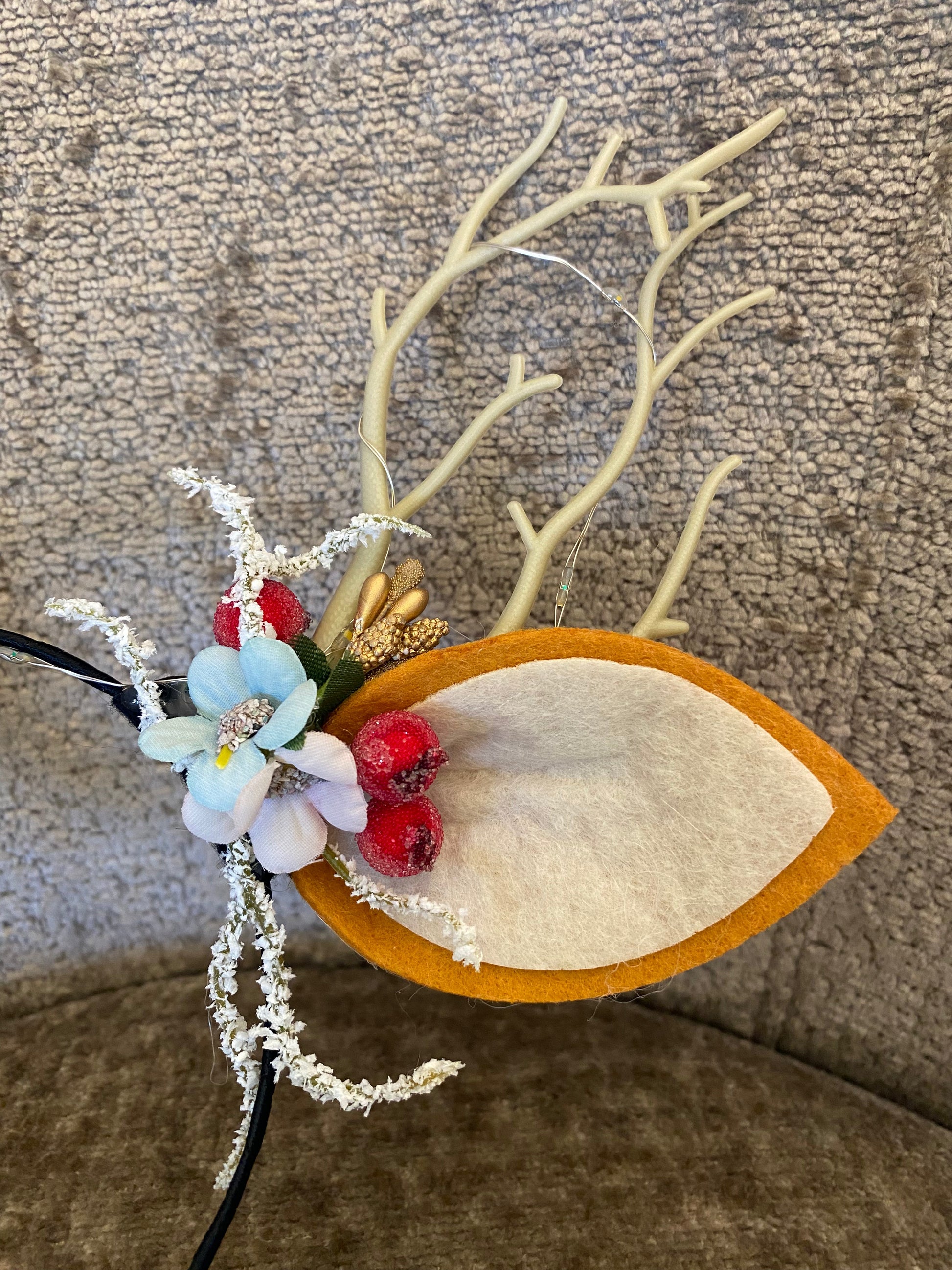 Cerchietto con luci e farfalle e orecchie