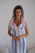 Abito con sfumature rosa celeste