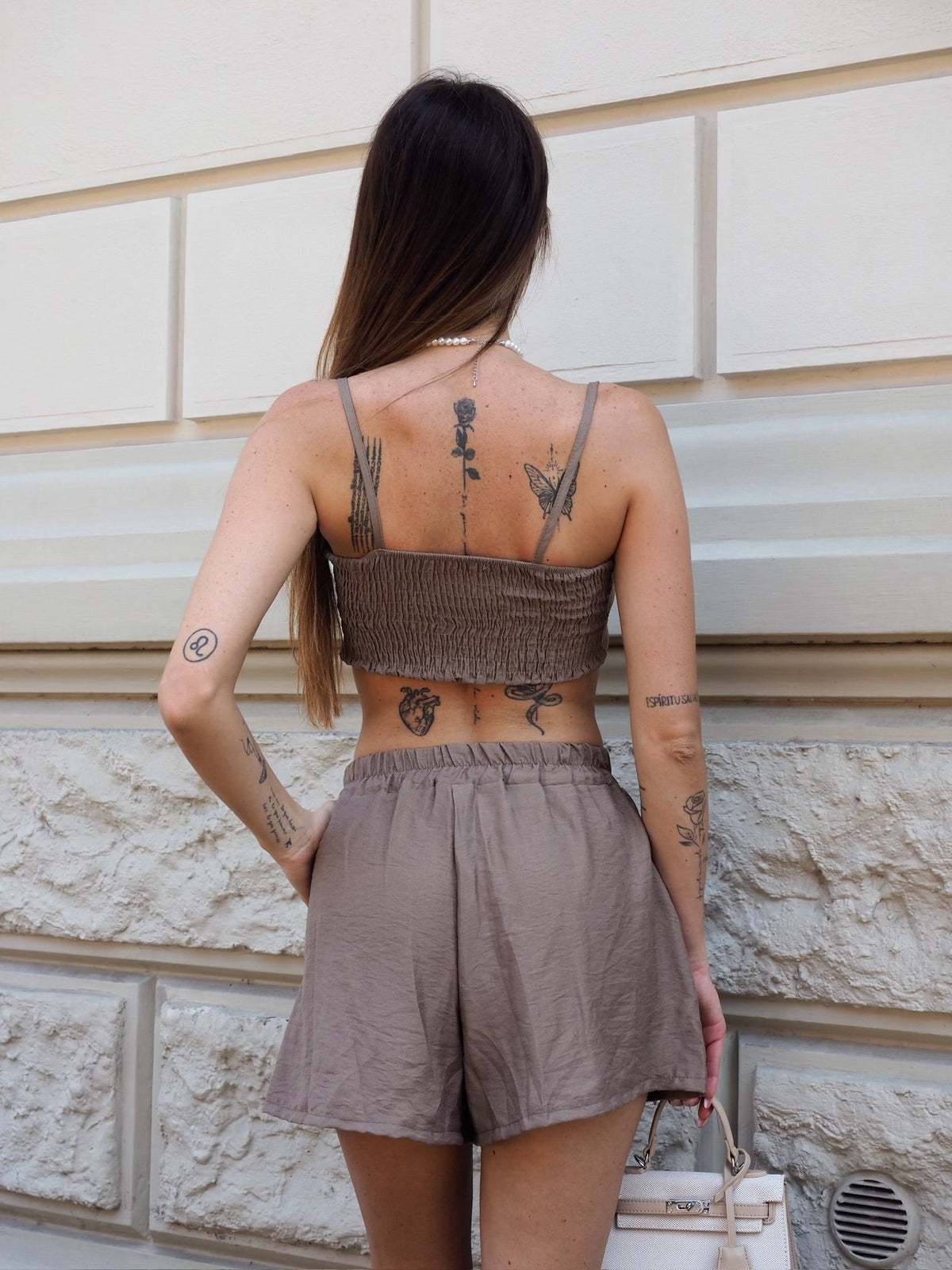 Completo top e short khaky
