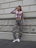 Cargo maxi con tasconi mimetico con rosa