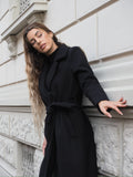 Cappotto nero con cintura