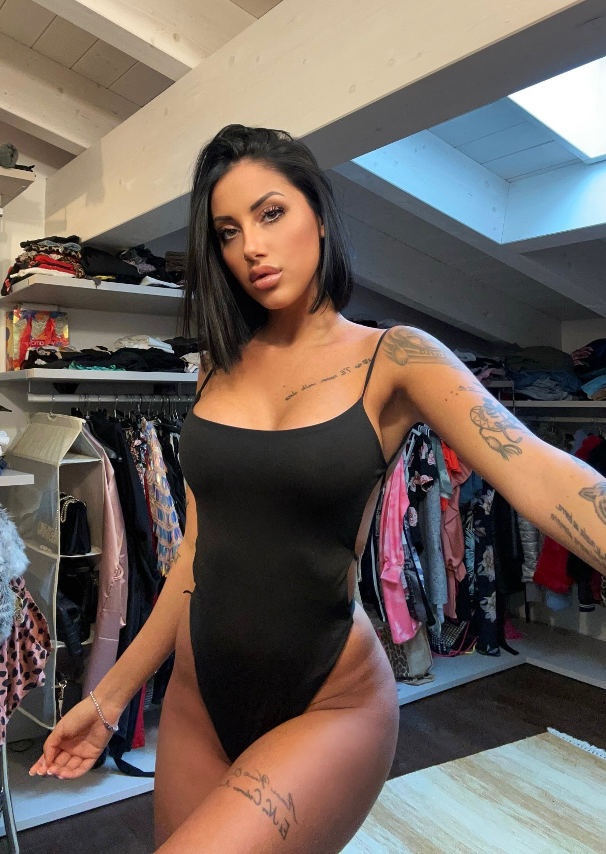Body schiena incrociata