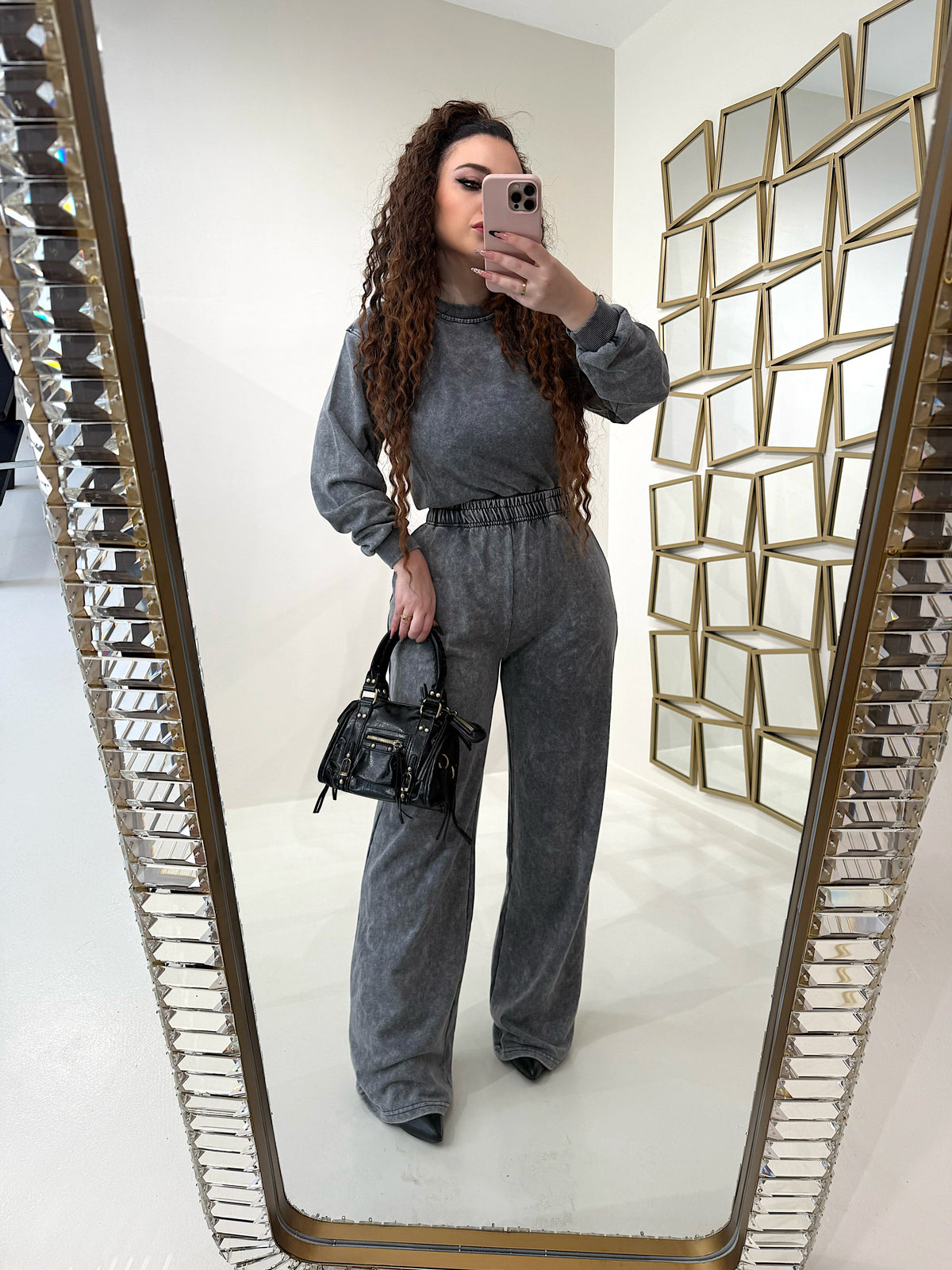 Completo felpa e pantalone effetto denim