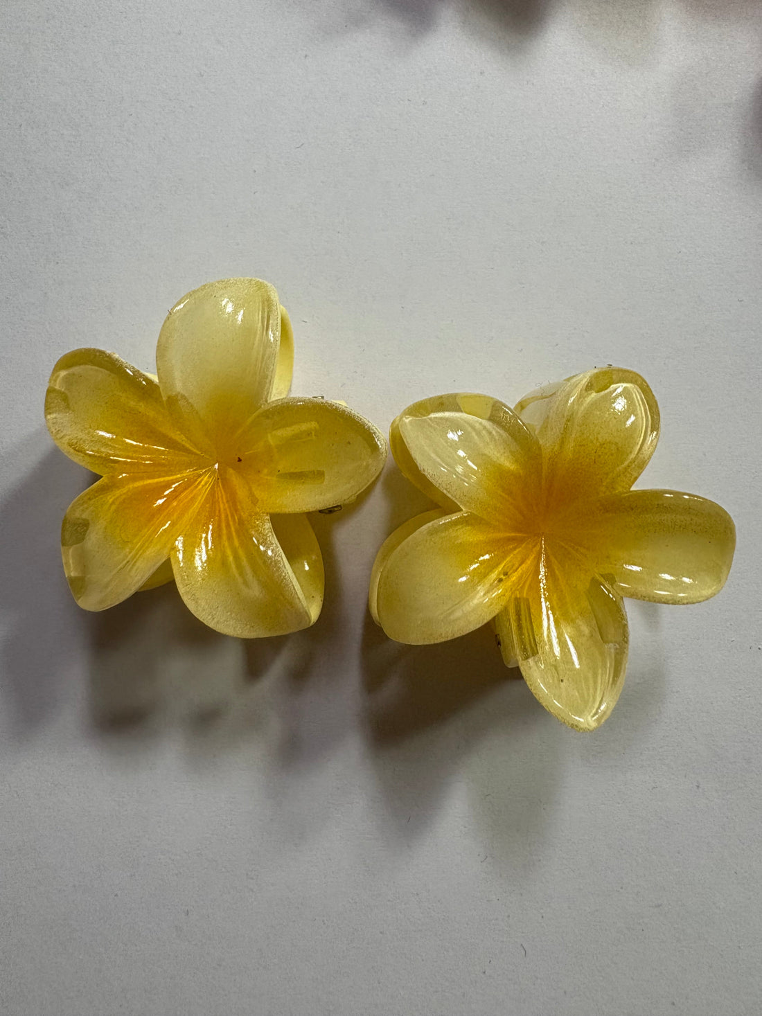Set 2 mollettine con fiore