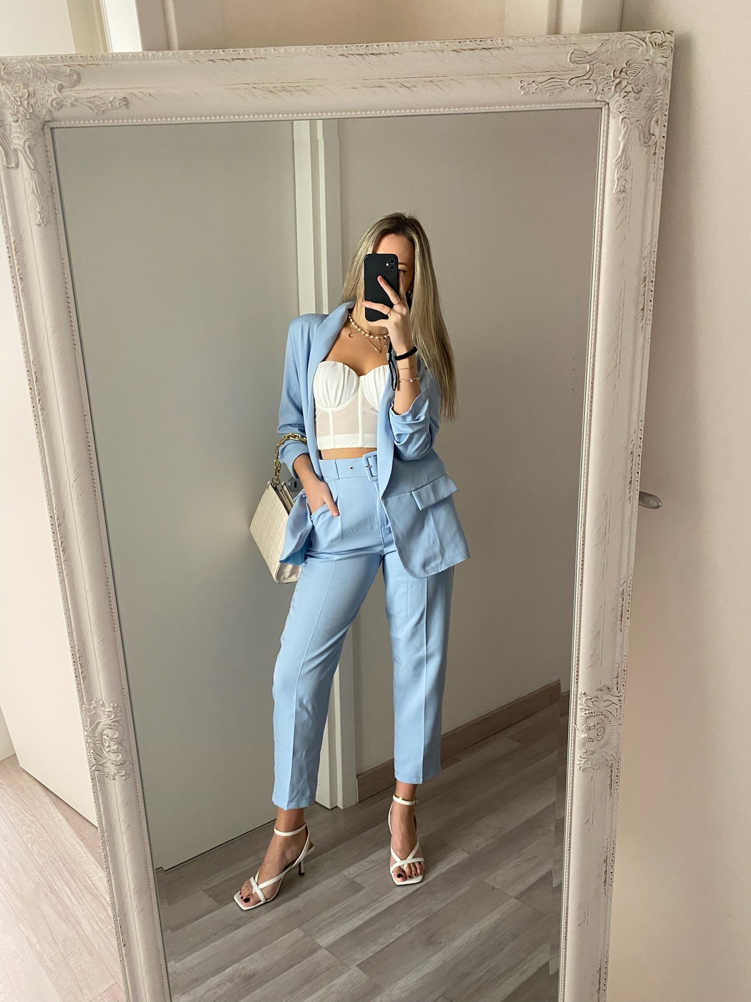 Completo giacca e pantalone carta da zucchero