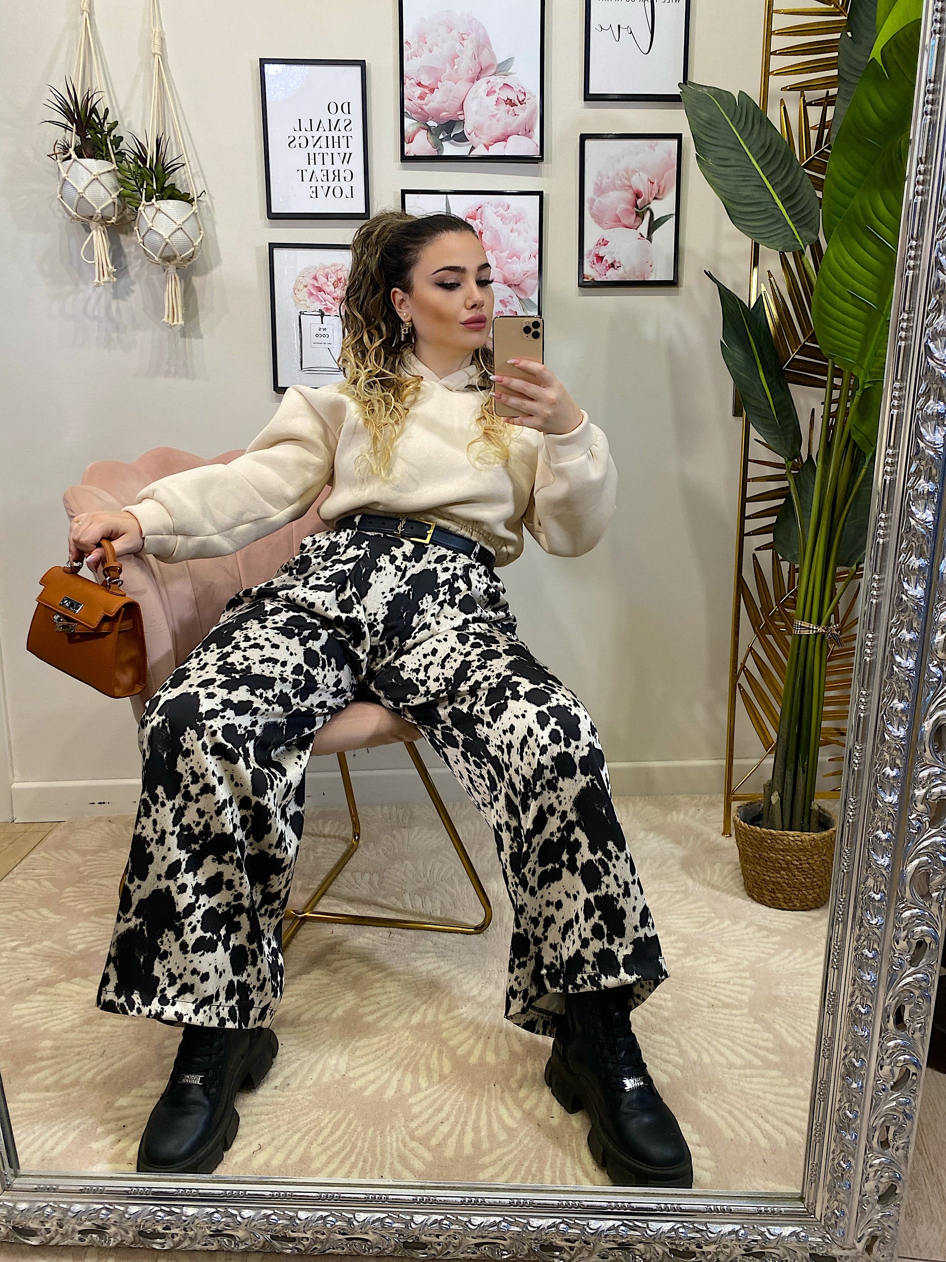 Pantalone in satin bianco nero