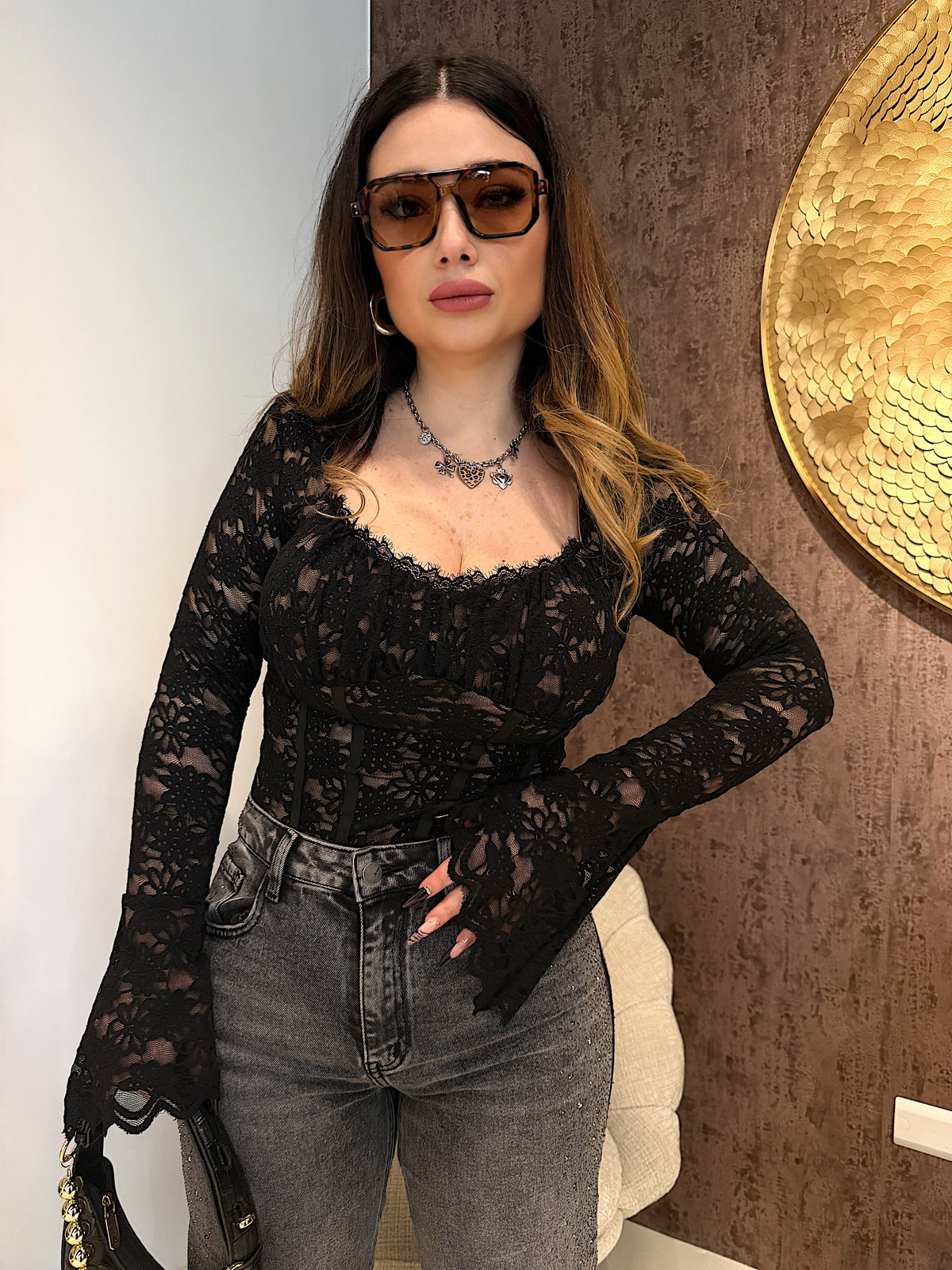 Top in Pizzo con Dettaglio Bustier