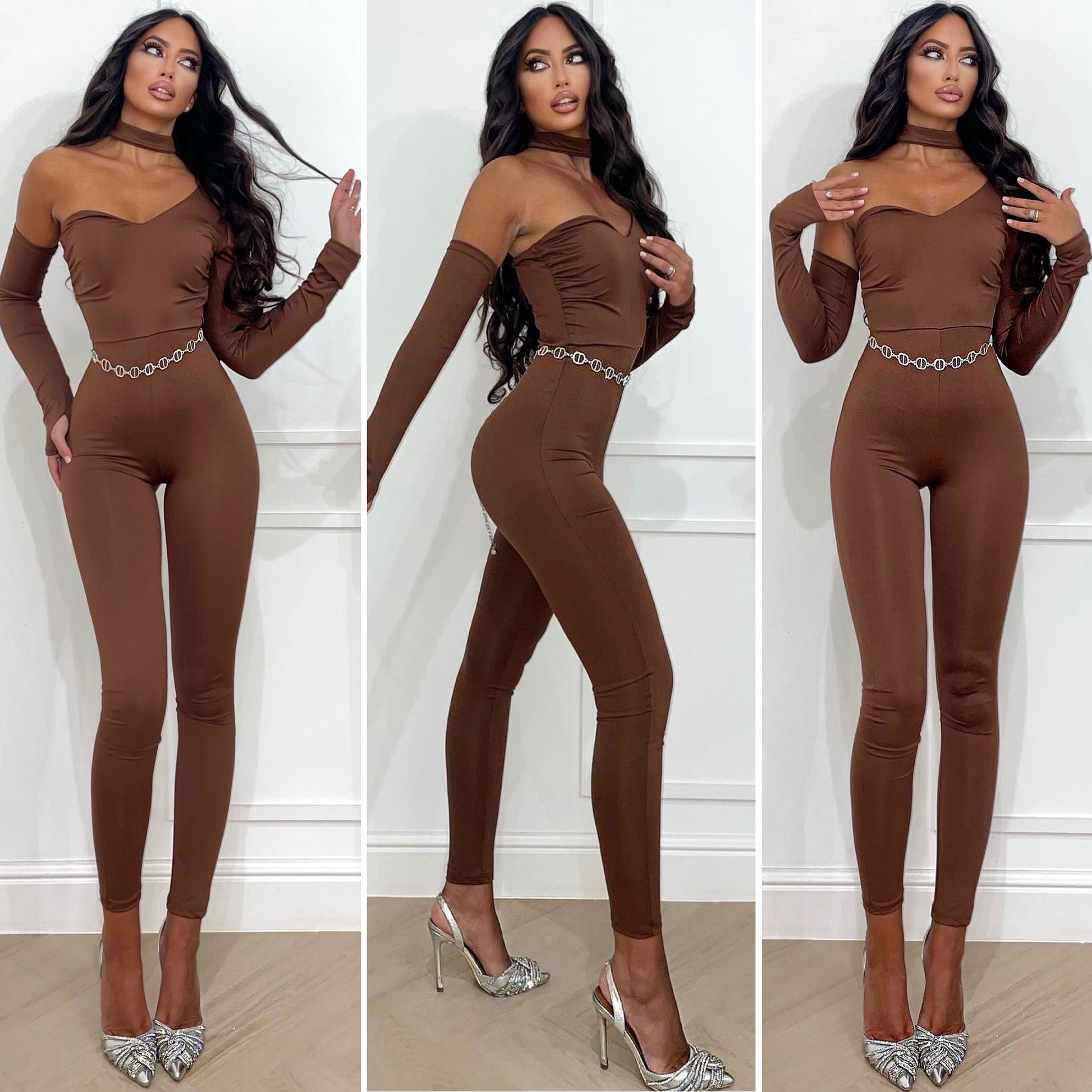 Tuta monospalla con manicotti e choker choco
