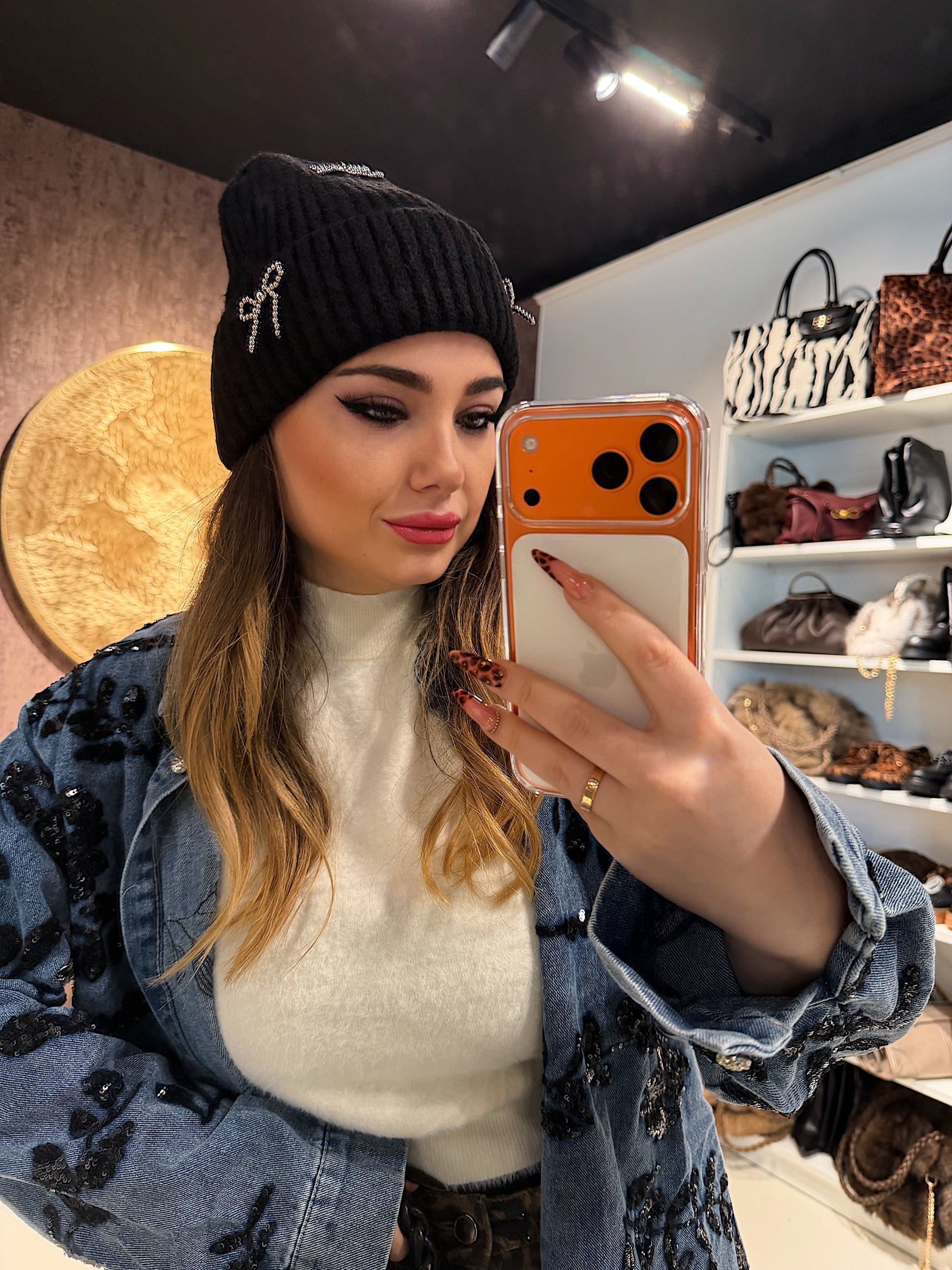 Cappelli sciarpe e guanti