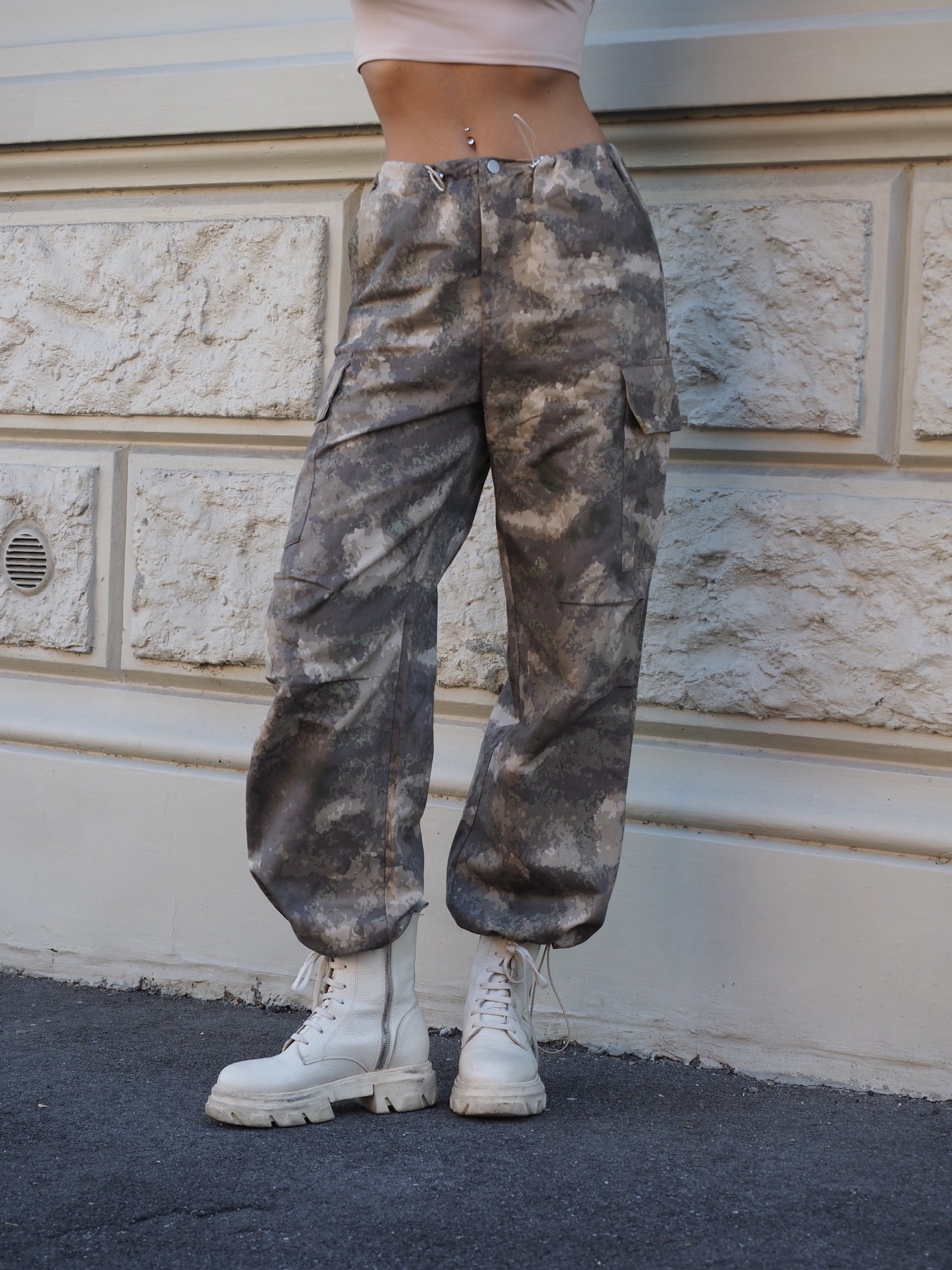 Pantalone cargo military beige