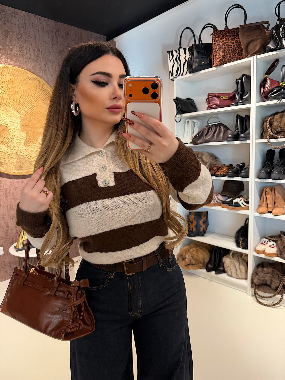 Maglioncino a righe con colletto