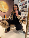 Completo maglia e pantalone con colletto a contrasto