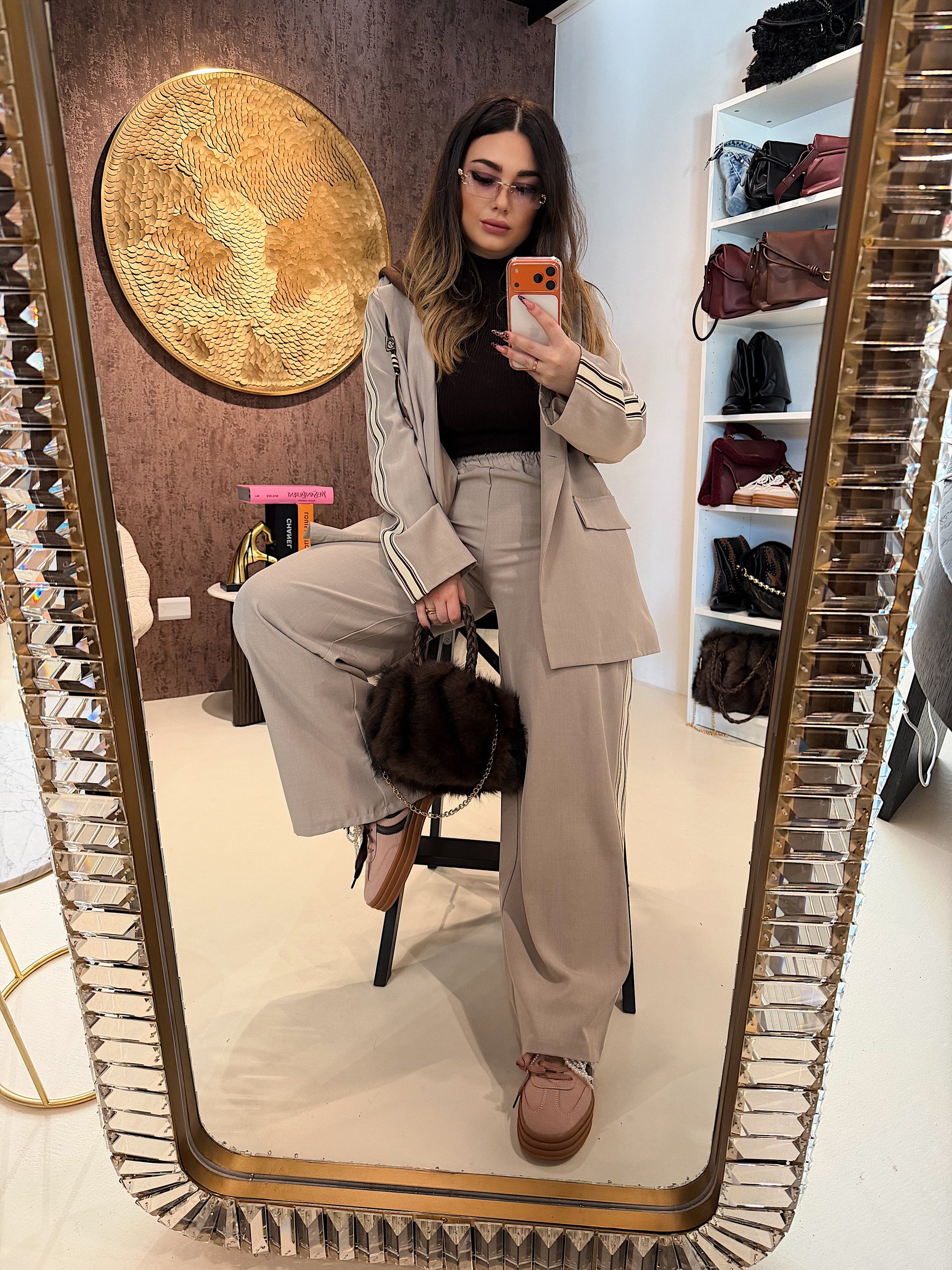 Completo Urban Chic con Cappuccio Marrone