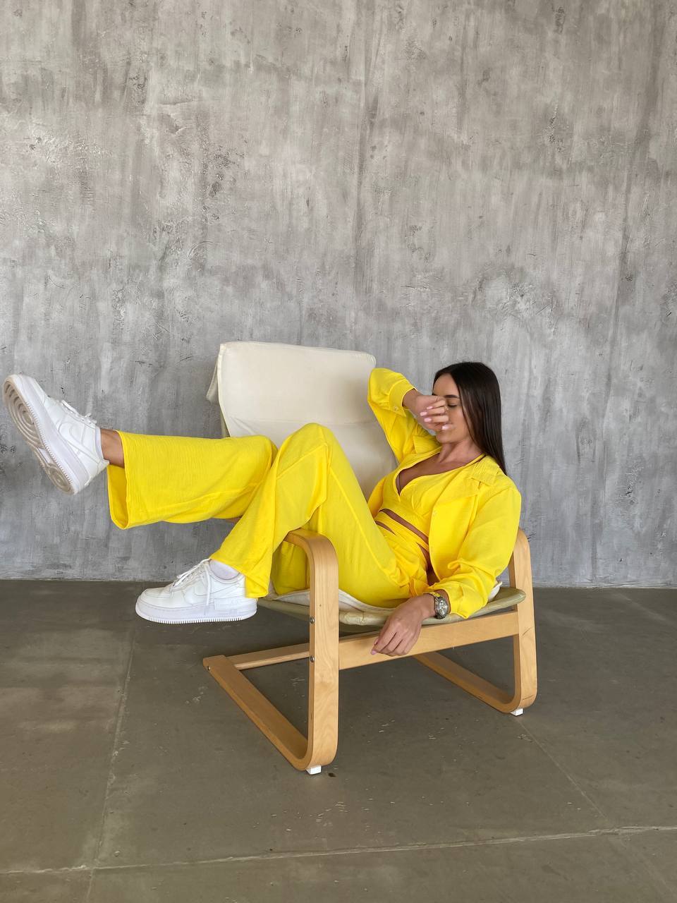 Set tre pezzi camicia top e pantalone giallo