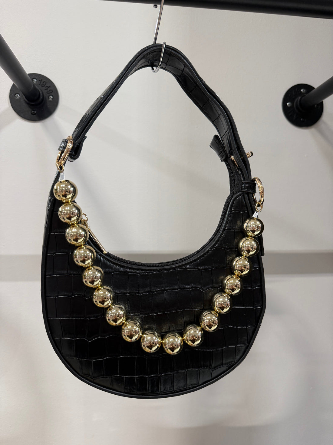 Borsa a mano con catena oro