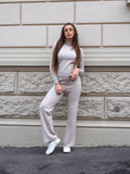 Completo basic maglia e pantalone beige