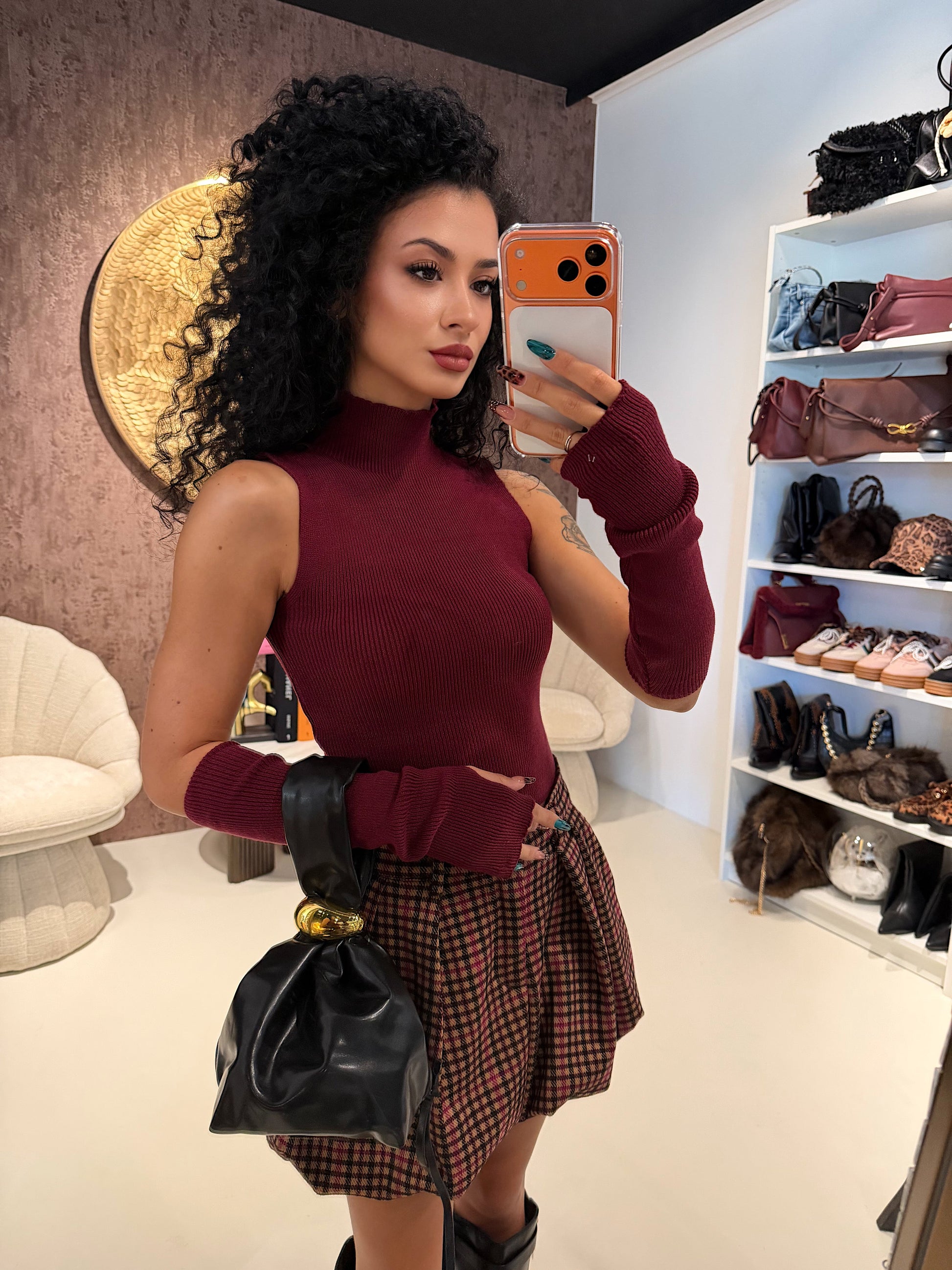 Top a Collo Alto con Manicotti Coordinati