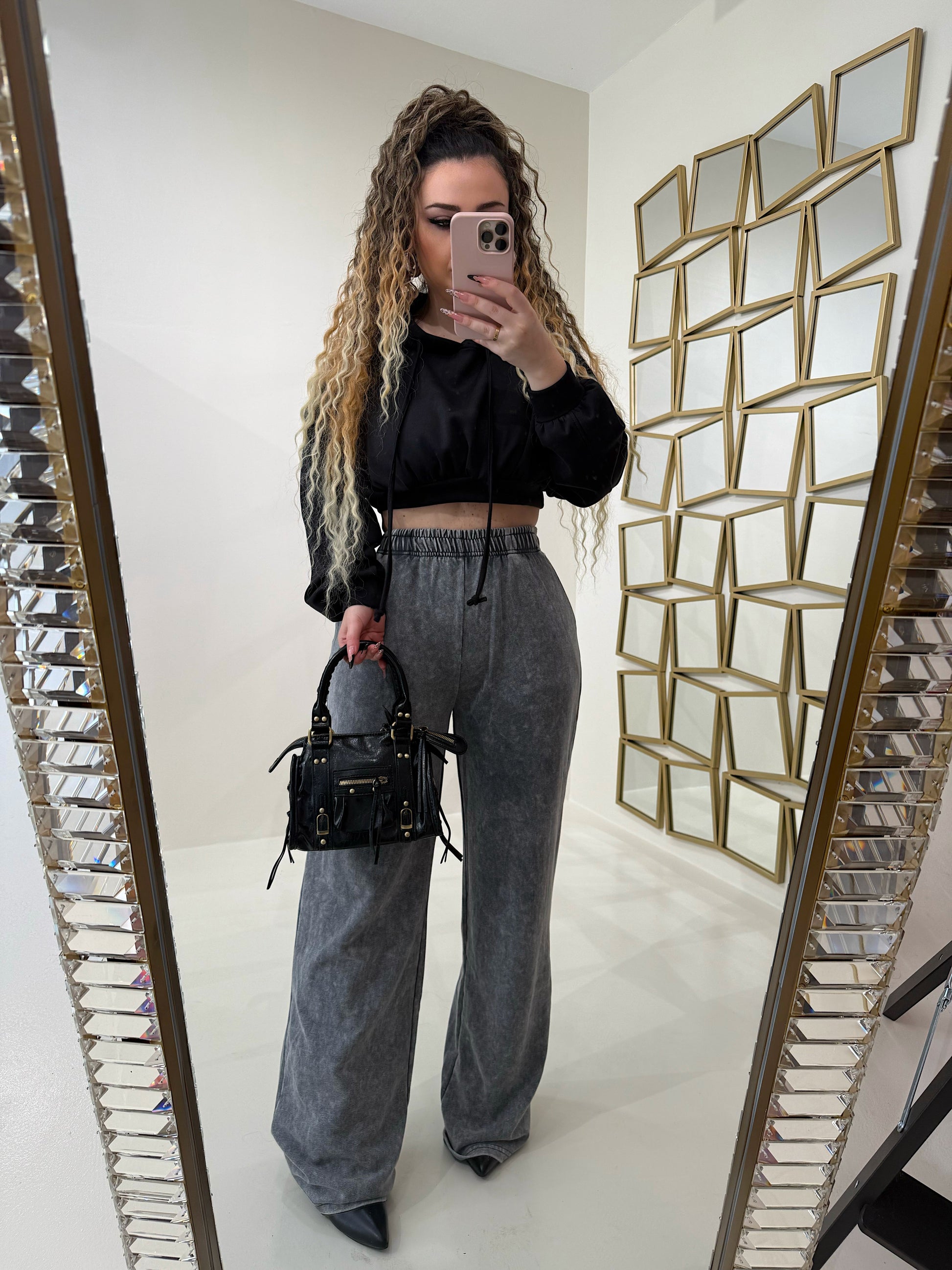 Completo felpa e pantalone effetto denim