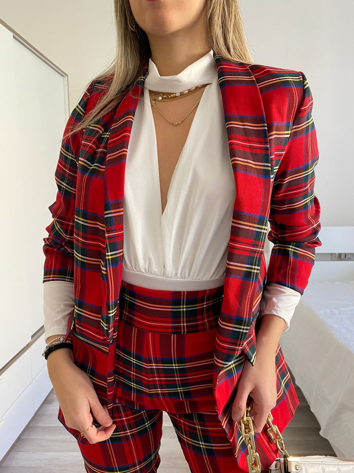 Body bianco con choker