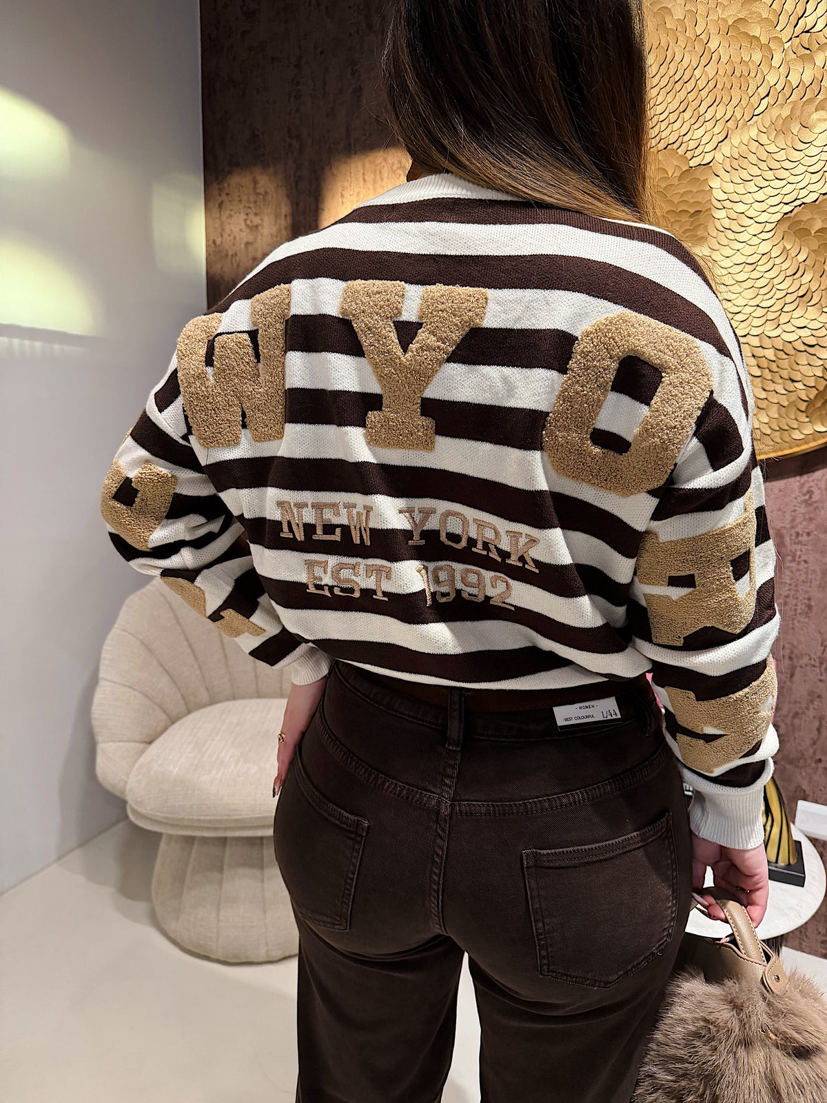 Maglione NYC scritta posteriore