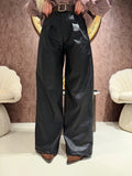Pantalone in ecopelle con cintura