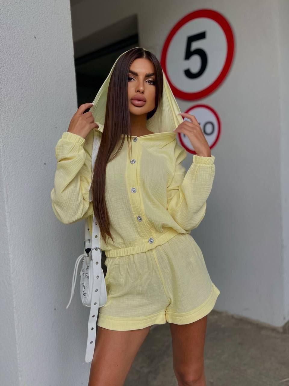 Set short più camicia giallo pastello