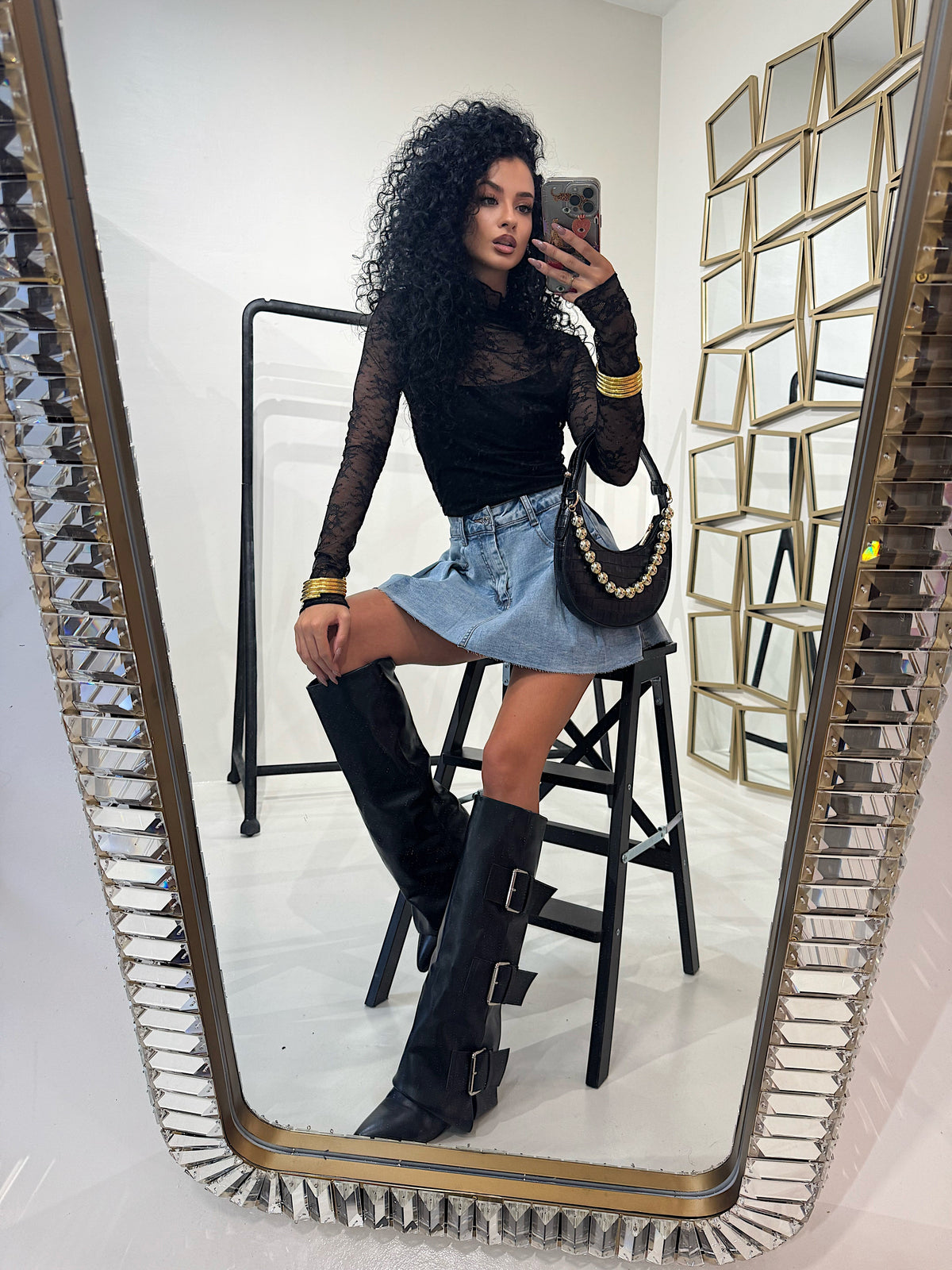 Maglia in pizzo collo alto