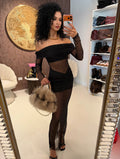 Abito nero con trasparenza