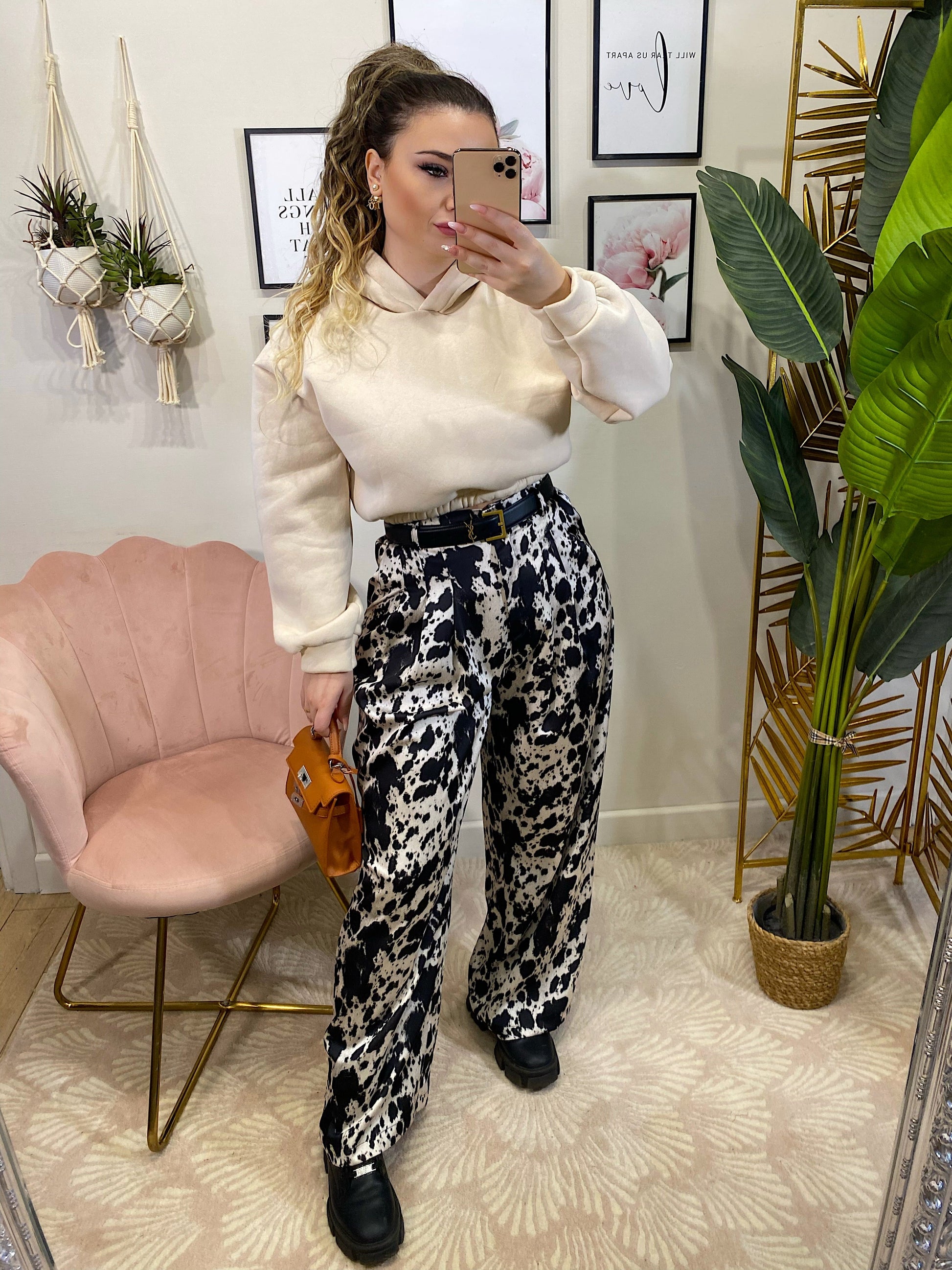 Pantalone in satin bianco nero