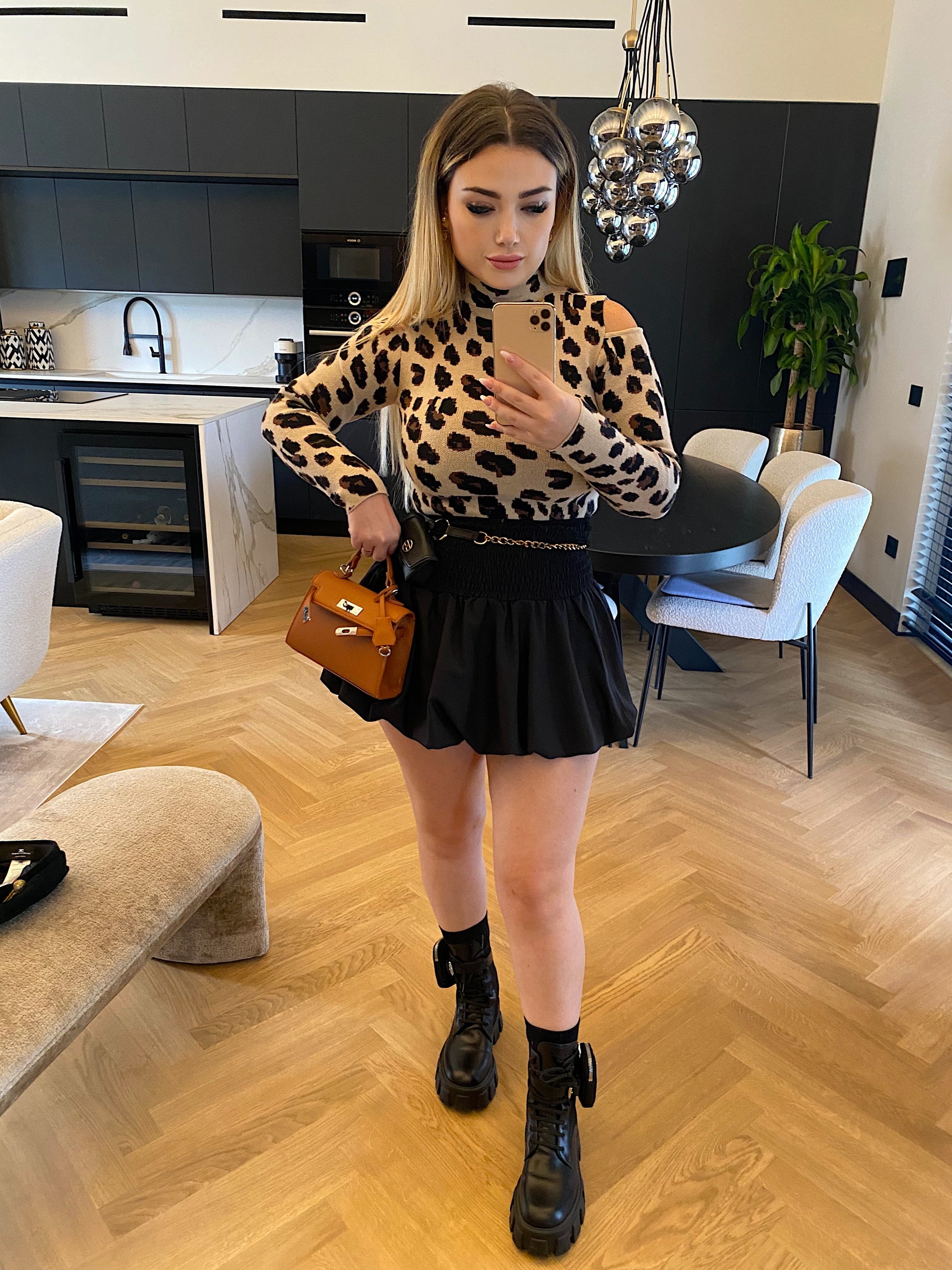 Maglioncino animalier spalle scoperte