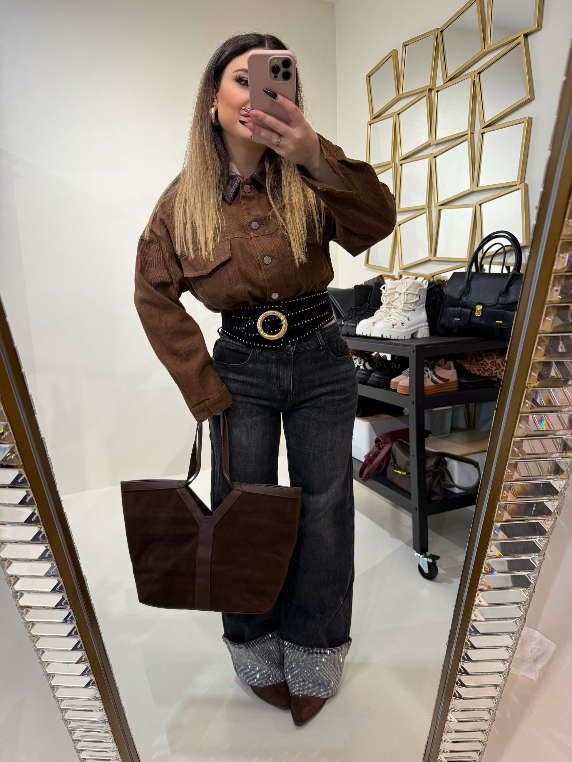 Jeans con risvolto e strass