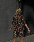 Due pezzi t-shirt e short animalier