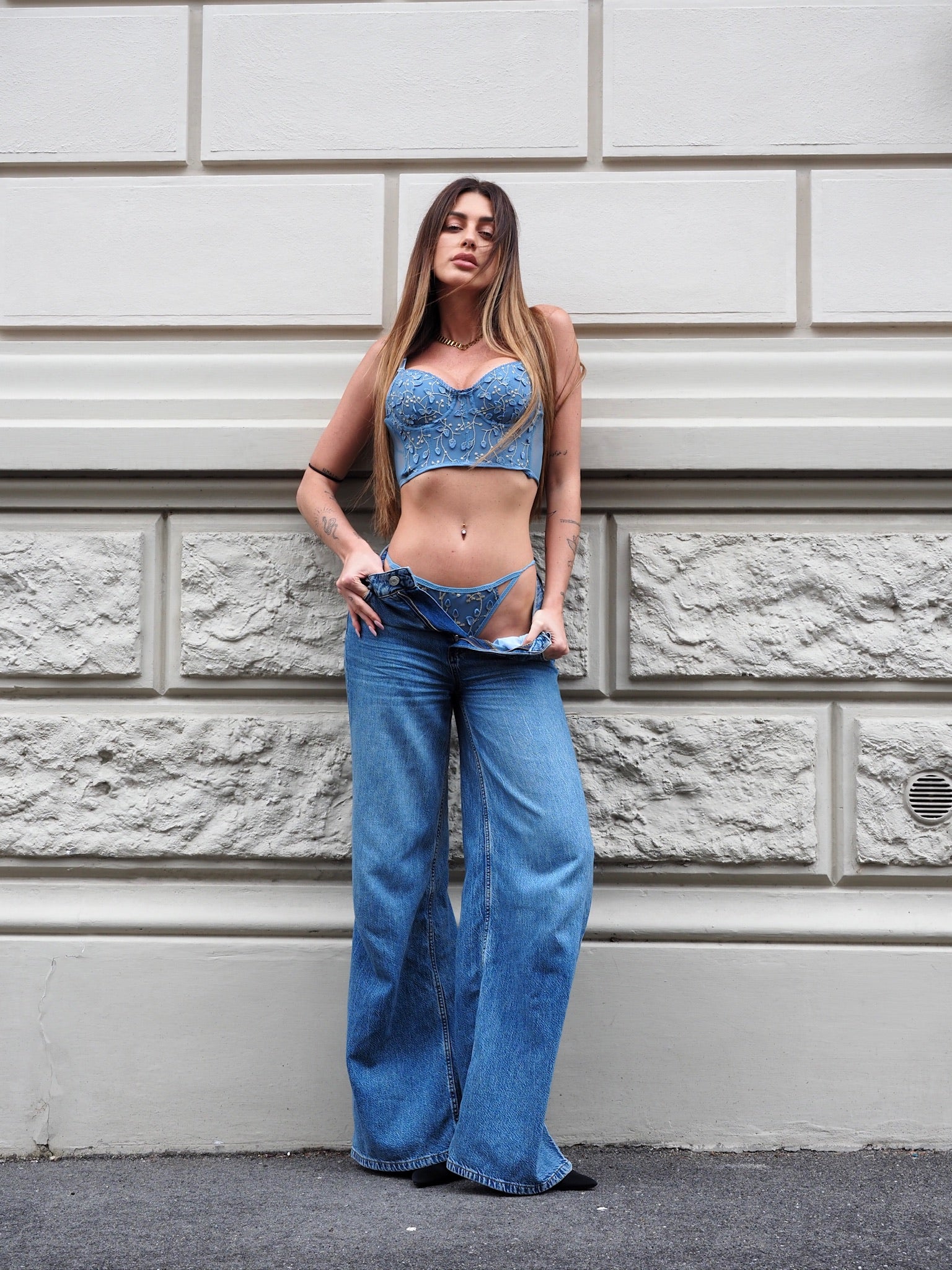 Set Bralette e slip azzurro a fiori oro