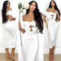 Abito midi con anello e choker al collo bianco