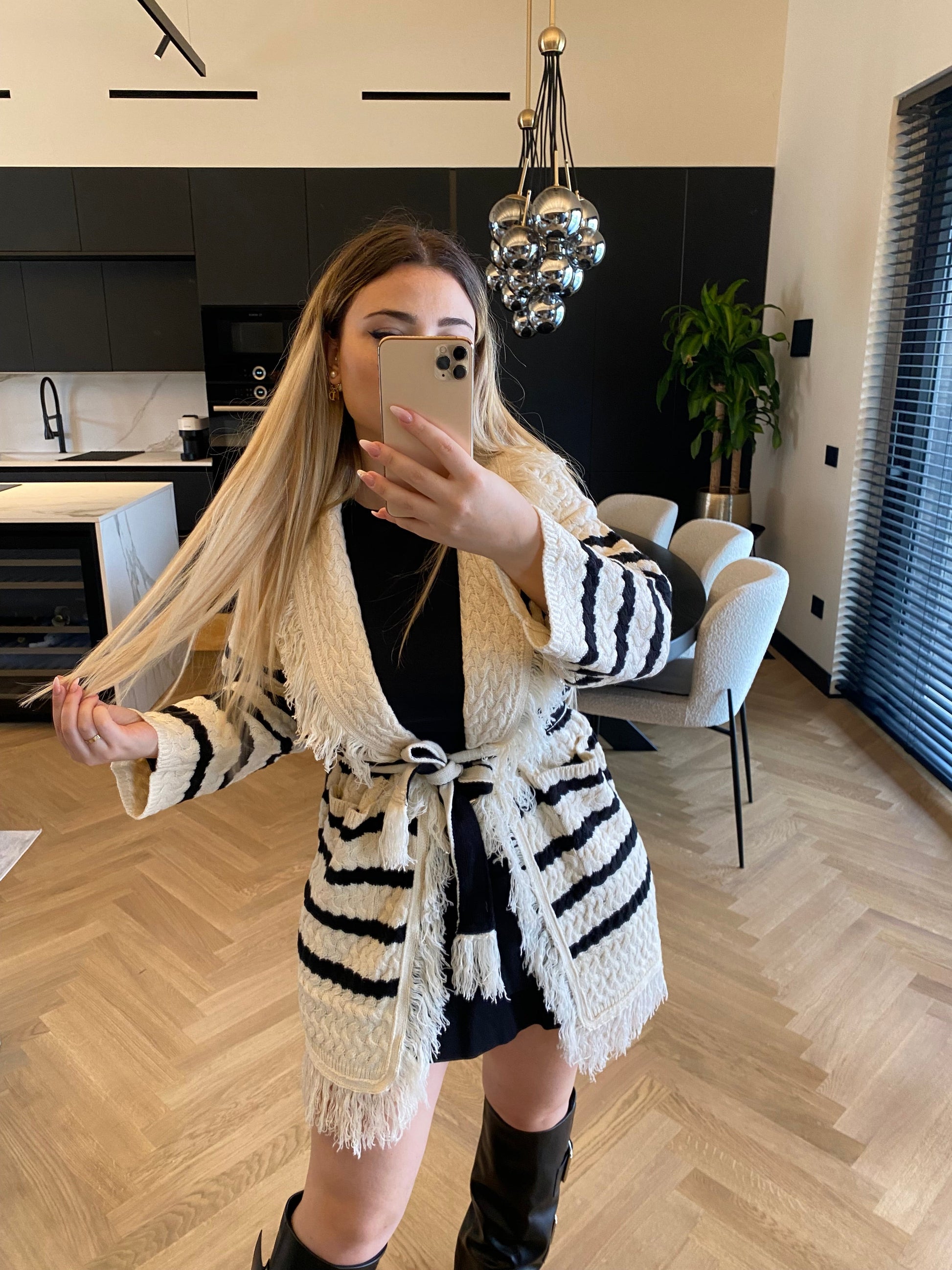 Cardigan bianco nero