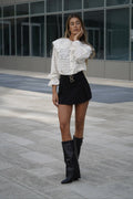 Camicia in pizzo beige con ricami