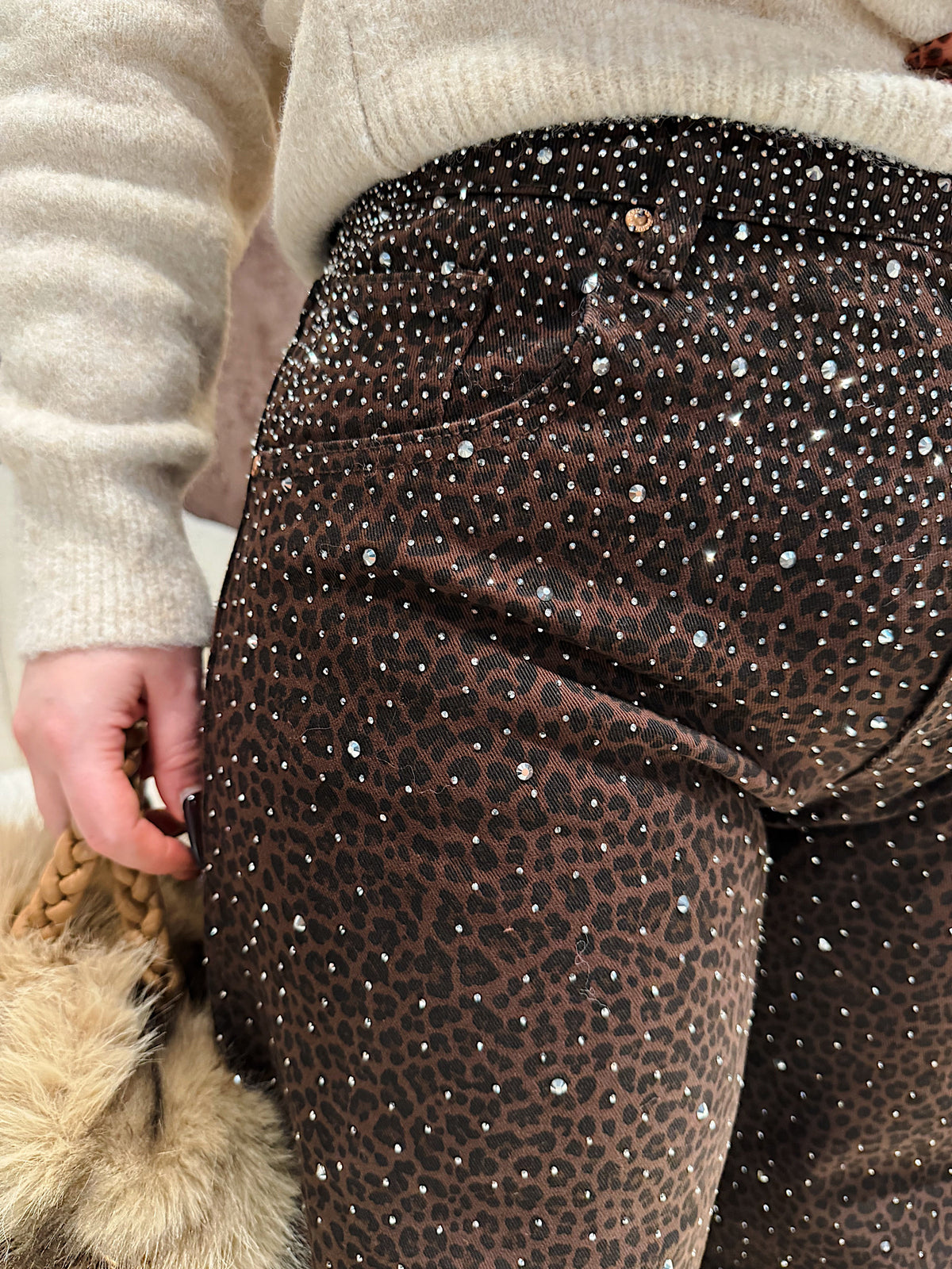 Jeans maculato con strass
