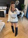 Maxi maglione bianco nero con scollo