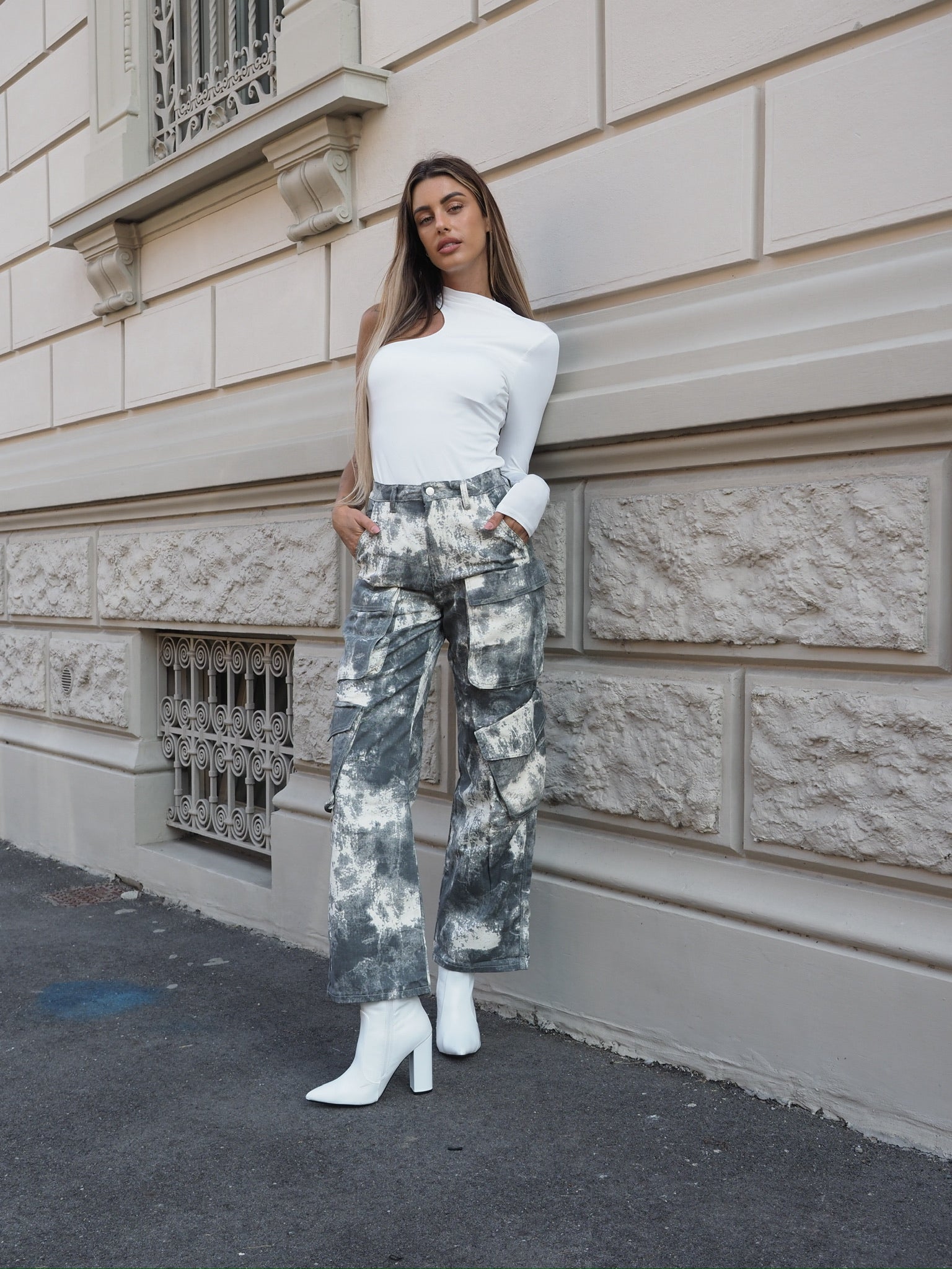 Top monospalla bianco