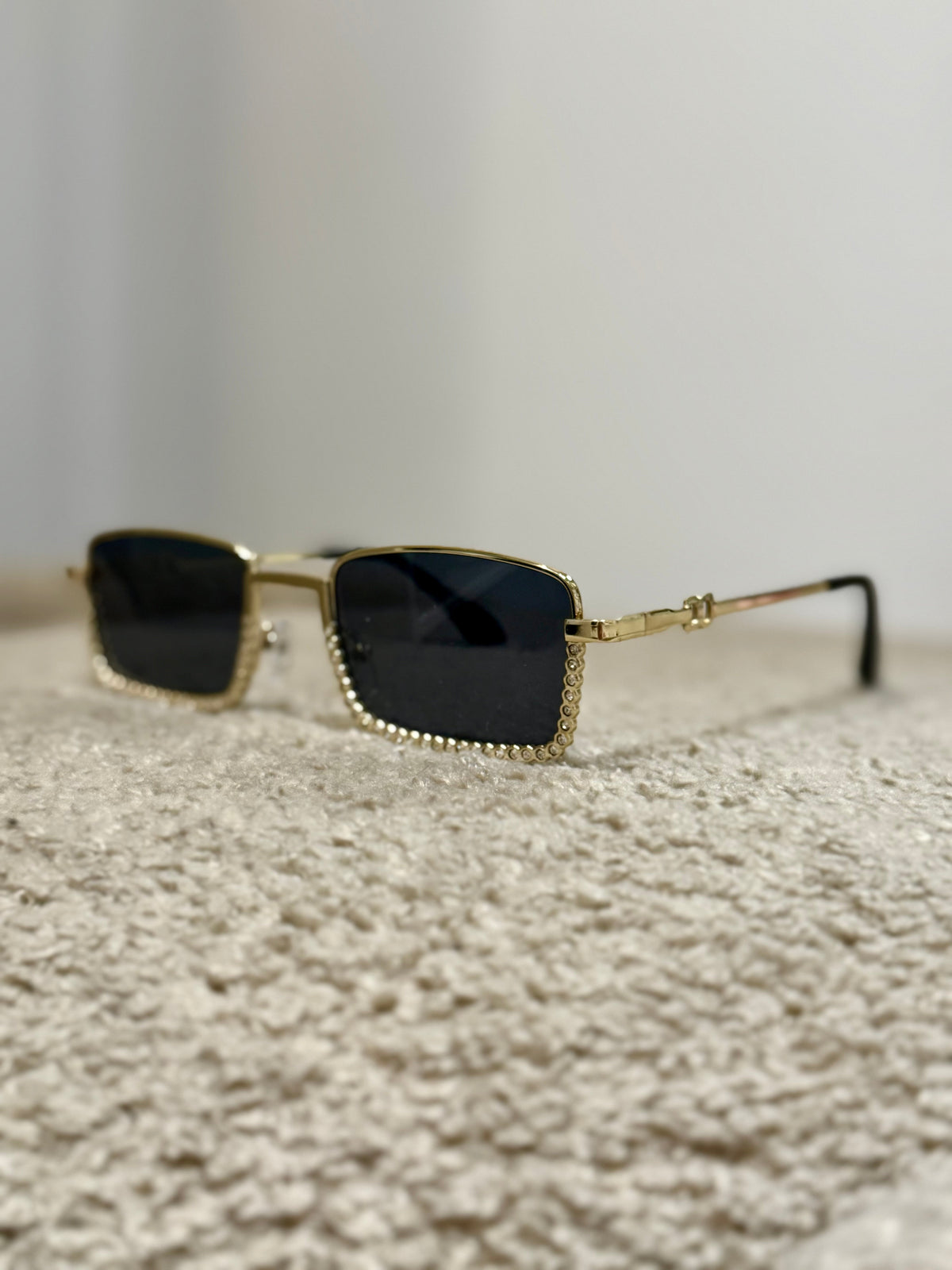 Occhiale nero con strass
