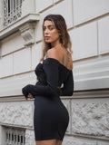 Abito nero con spacchi