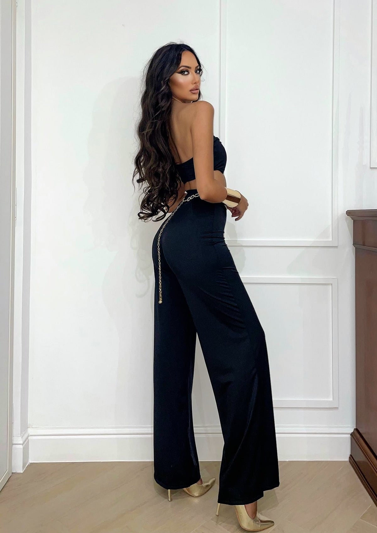 Completo pantalone e top con spallina gioiello