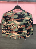 Maglia crop militare con gancio