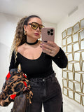 Maglia con choker