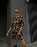 Due pezzi t-shirt e short animalier