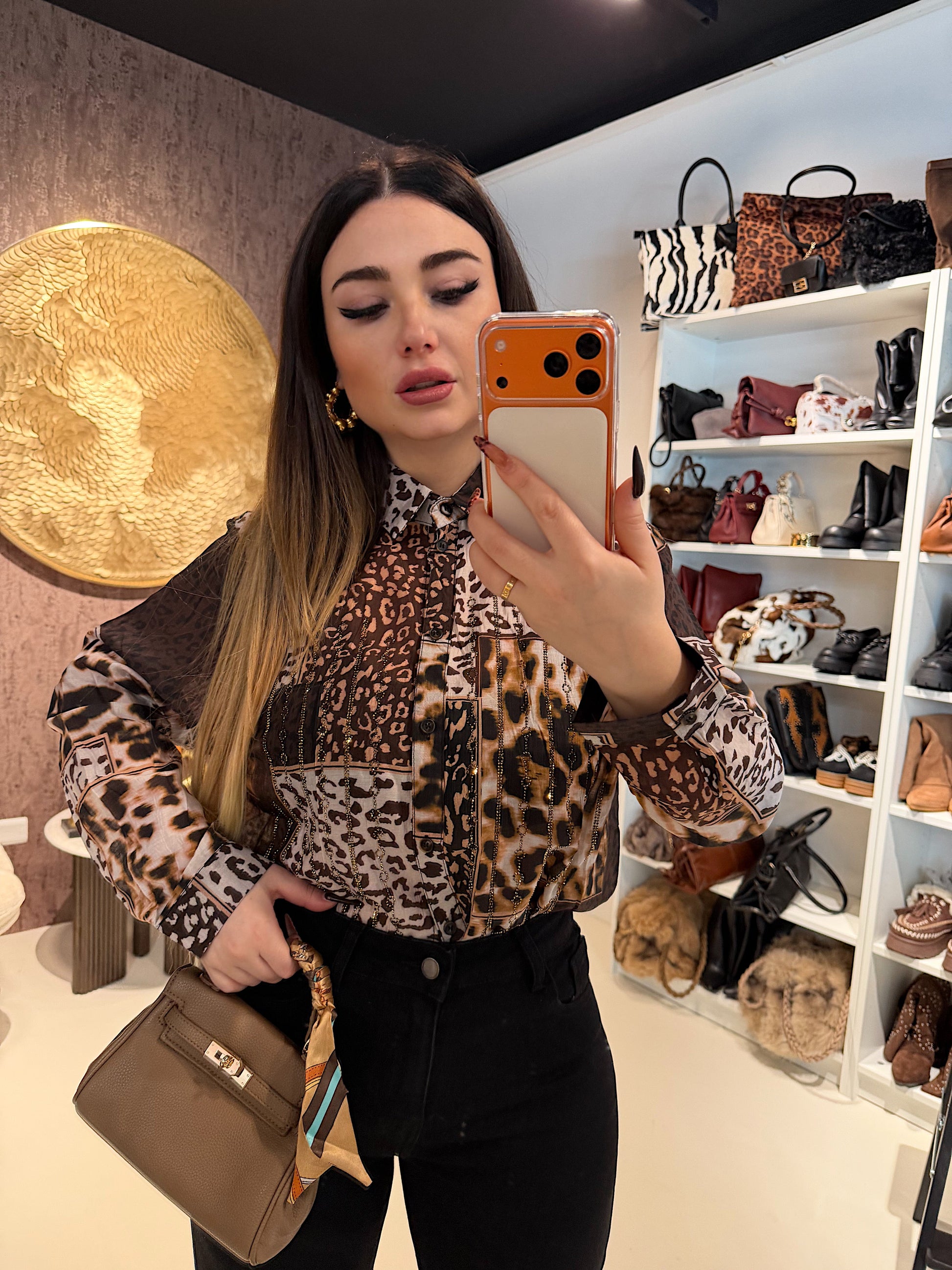 Camicia a fantasia maculata con strass