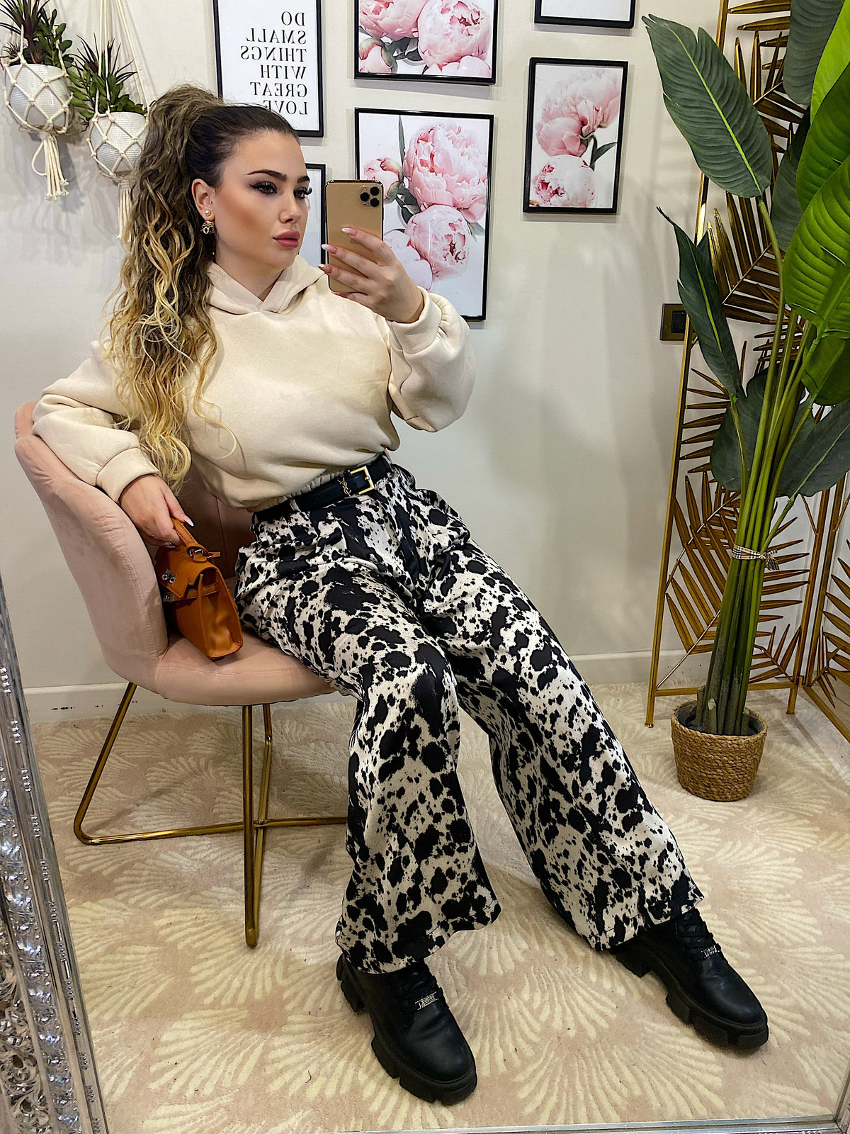Pantalone in satin bianco nero